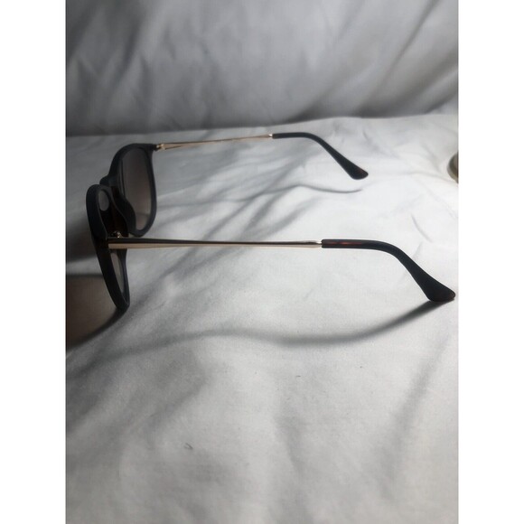 Sunglasses Women’s Tortoise Shell Print Plastic Round Sunglasses 090-01-1687 - Picture 5 of 6